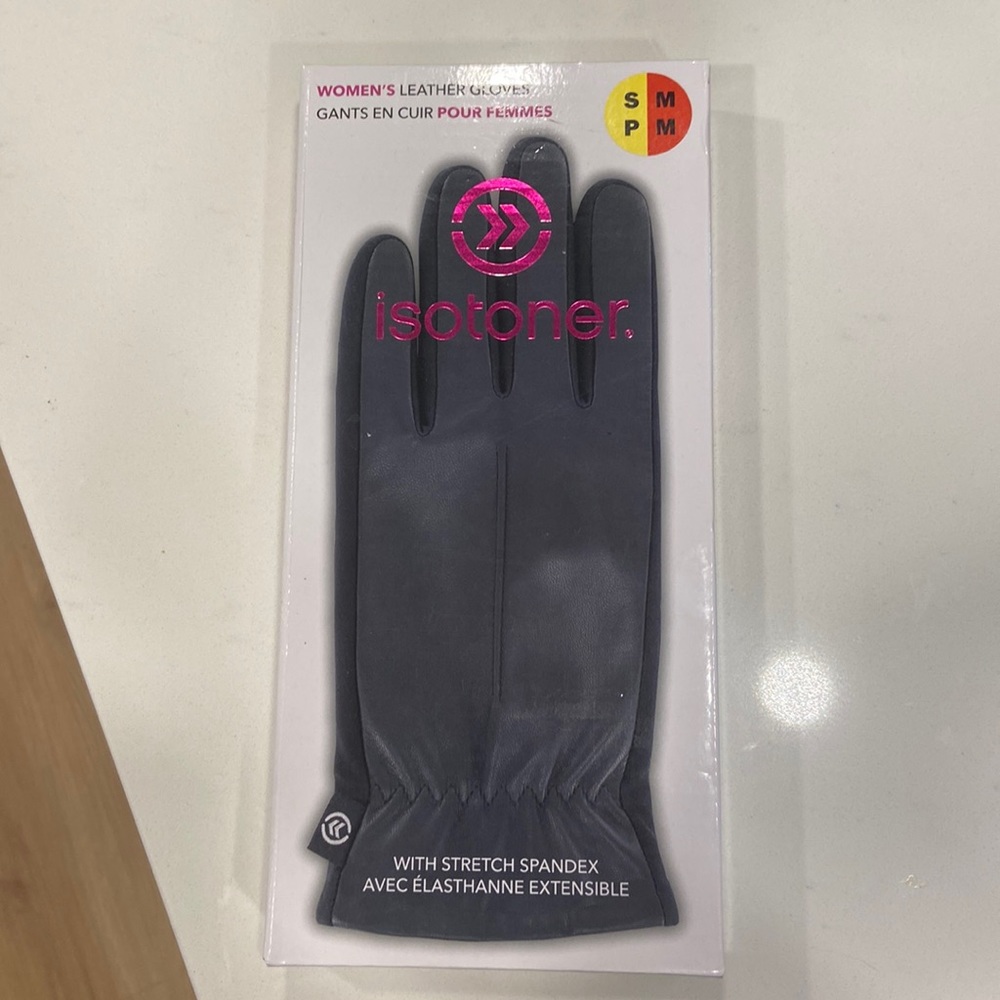 Women’s leather gloves